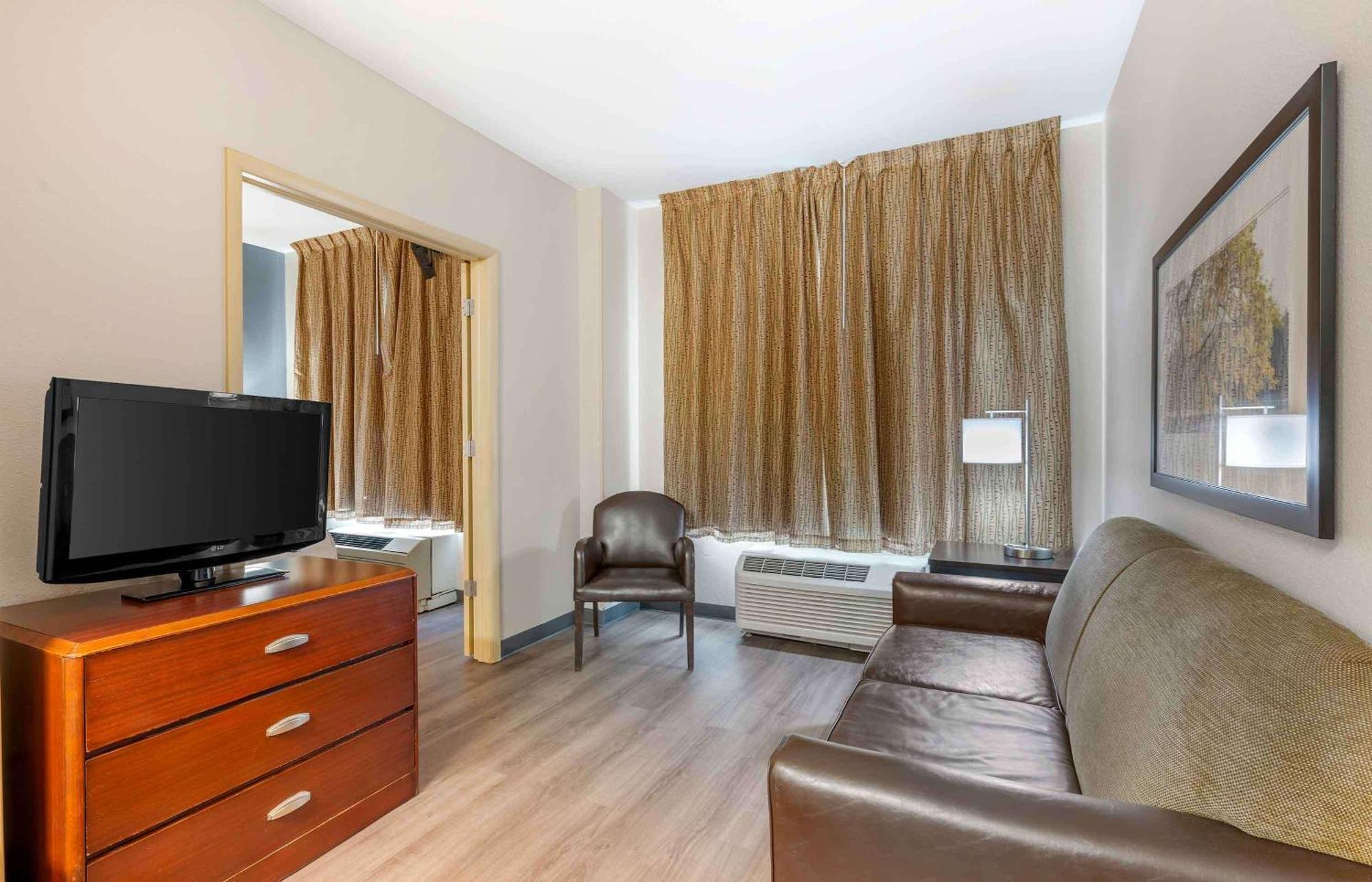 Extended Stay America Suites - Indianapolis - Airport - W Southern Ave Luaran gambar